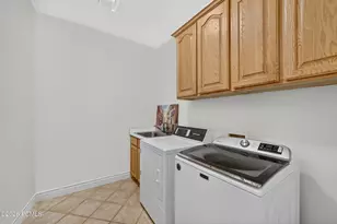 9390 N Canyon Wash Dr, Eagle Mountain, UT 84005 - Photo 18