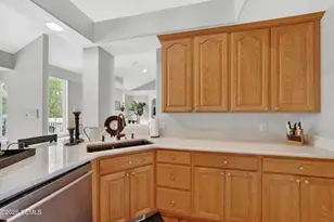 9390 N Canyon Wash Dr, Eagle Mountain, UT 84005 - Photo 12
