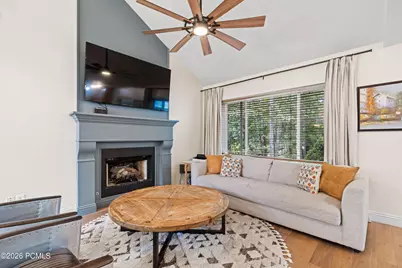 8028 Springshire Drive, Park City, UT 84098 - Photo 6