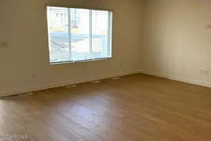 1478 W Bright Eyes Ln, Saratoga Springs, UT 84045 - Photo 4