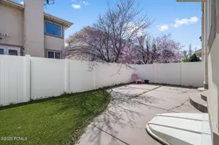 7819 S Spruce Tree Ln, Sandy, UT 84094 - Photo 24