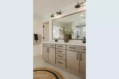 945 S Cloverfield Court, Heber City, UT 84032 - Photo 16