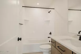 945 S Cloverfield Ct, Heber City, UT 84032 - Photo 20