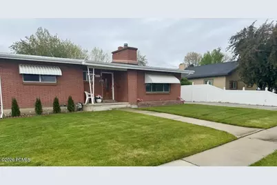 275 S 100, Heber City, UT 84032 - Photo 2