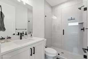 8569 S Round Stone Cove, Sandy, UT 84094 - Photo 36