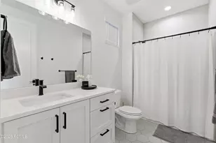 8569 S Round Stone Cove, Sandy, UT 84094 - Photo 40