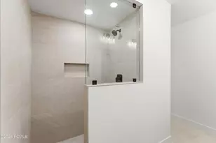 8569 S Round Stone Cove, Sandy, UT 84094 - Photo 26