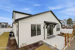 8569 S Round Stone Cove, Sandy, UT 84094 - Photo 28