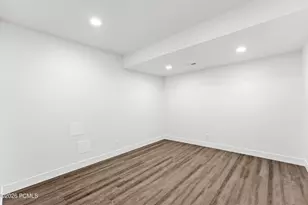 8569 S Round Stone Cove, Sandy, UT 84094 - Photo 70