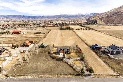 3193 Southfield Road, Daniel, UT 84032 - Photo 2