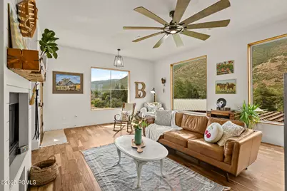 4611 S Cove Lane, Daniel, UT 84032 - Photo 4