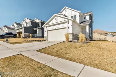 3381 E Stillwater Drive, Eagle Mountain, UT 84005 - Photo 2