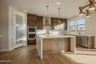 2846 E Hayloft Ln, Heber City, UT 84032 - Photo 2