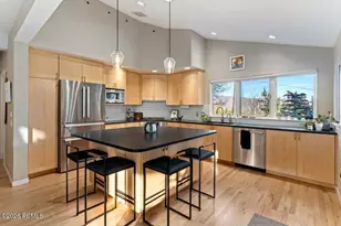 8762 Gorgoza Dr, Park City, UT 84098 - Photo 12