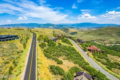 7923 N Sunrise Loop, Park City, UT 84098 - Photo 6