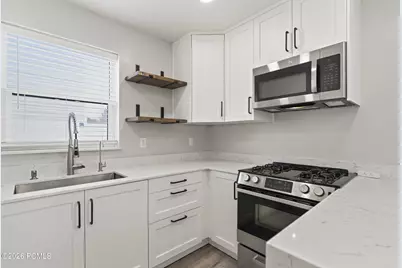 2303 E Hawthorne Street, Saratoga Springs, UT 84043 - Photo 20