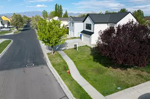 2303 E Hawthorne St, Saratoga Springs, UT 84043 - Photo 26
