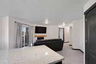 1820 W Fox Bay Dr, Heber City, UT 84032 - Photo 6