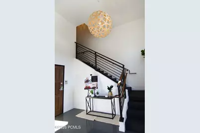 4376 N Forestdale Drive #Unit 2- Suite 202, Park City, UT 84098 - Photo 2
