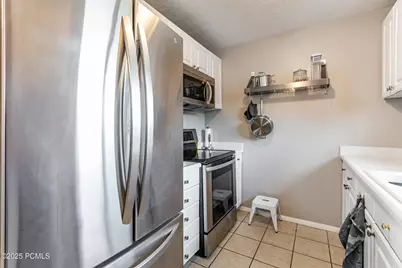 5235 S Glendon Street #Y4, Murray, UT 84123 - Photo 12