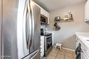 5235 S Glendon St, Murray, UT 84123 - Photo 12