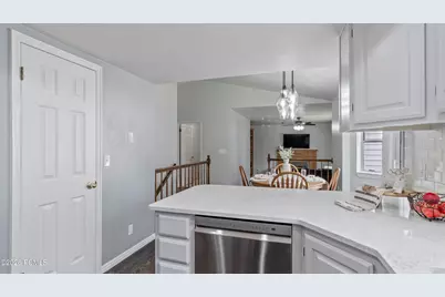 320 E 1350, Pleasant Grove, UT 84062 - Photo 12