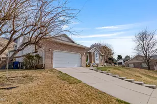 320 E 1350, Pleasant Grove, UT 84062 - Photo 2