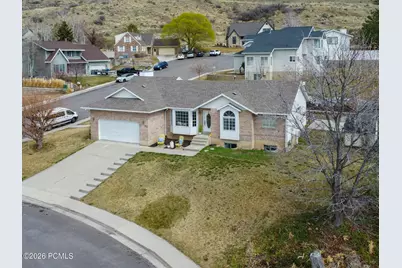 320 E 1350, Pleasant Grove, UT 84062 - Photo 32