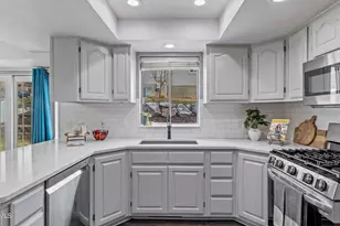 320 E 1350, Pleasant Grove, UT 84062 - Photo 6