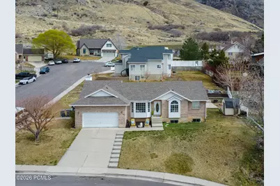 320 E 1350, Pleasant Grove, UT 84062 - Photo 36