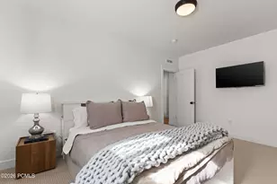 11655 N Shoreline Dr, Hideout, UT 84036 - Photo 24