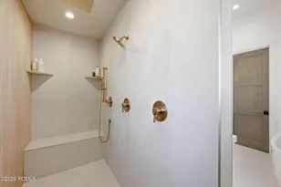 2044 E Notch Mountain Cir, Heber City, UT 84032 - Photo 36