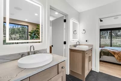 7775 N Pinebrook Road, Park City, UT 84098 - Photo 28