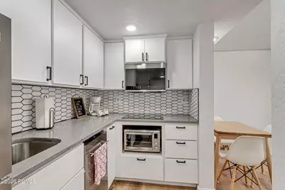 2000 Prospector Avenue #101, Park City, UT 84060 - Photo 8
