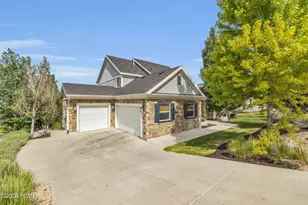 504 S Lindsay Spring Rd, Heber City, UT 84032 - Photo 2