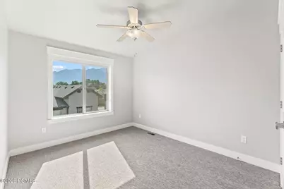 10374 S Sage Canal Way, Sandy, UT 84070 - Photo 28