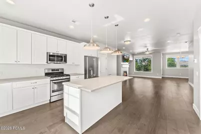 10374 S Sage Canal Way, Sandy, UT 84070 - Photo 4