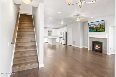 10374 S Sage Canal Way, Sandy, UT 84070 - Photo 20