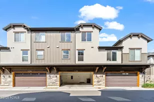 10374 S Sage Canal Way, Sandy, UT 84070 - Photo 32