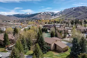 495 Windrift Ln, Park City, UT 84060 - Photo 2