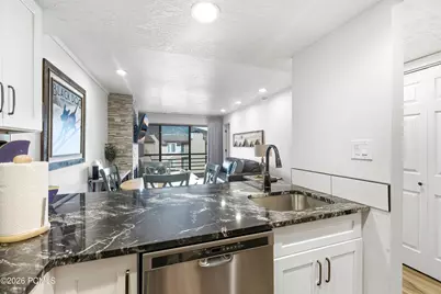 2000 Prospector Avenue #402, Park City, UT 84060 - Photo 2