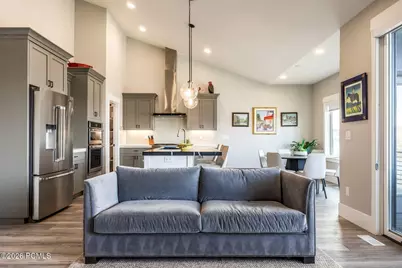 11258 N Shoreline Court, Hideout, UT 84036 - Photo 12