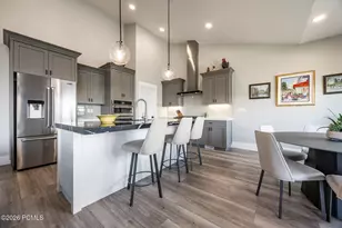 11258 N Shoreline Ct, Hideout, UT 84036 - Photo 20