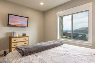 11258 N Shoreline Ct, Hideout, UT 84036 - Photo 36