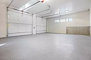 11 Cross Hill Ln, Sandy, UT 84092 - Photo 98