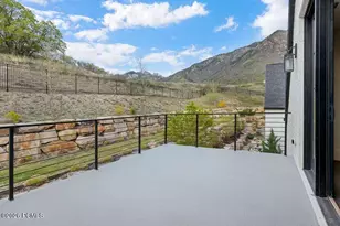 11 Cross Hill Ln, Sandy, UT 84092 - Photo 56