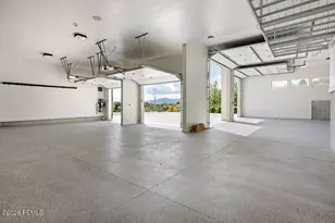 11 Cross Hill Ln, Sandy, UT 84092 - Photo 96