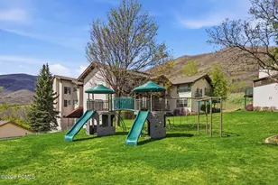 1041 W Grindelwald Ct, Midway, UT 84049 - Photo 30
