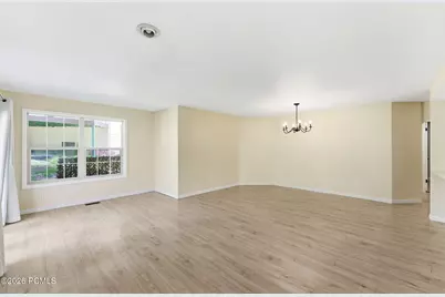 1041 W Grindelwald Court #R5, Midway, UT 84049 - Photo 2