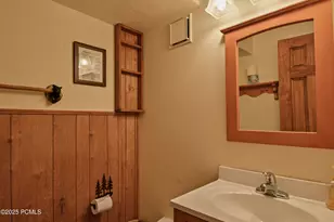 4555 E Mountain Valley Ranch Rd, Oakley, UT 84055 - Photo 28